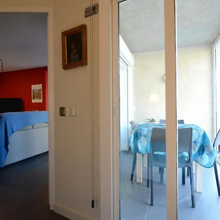 Rocamaura I C 1-4 Apartment